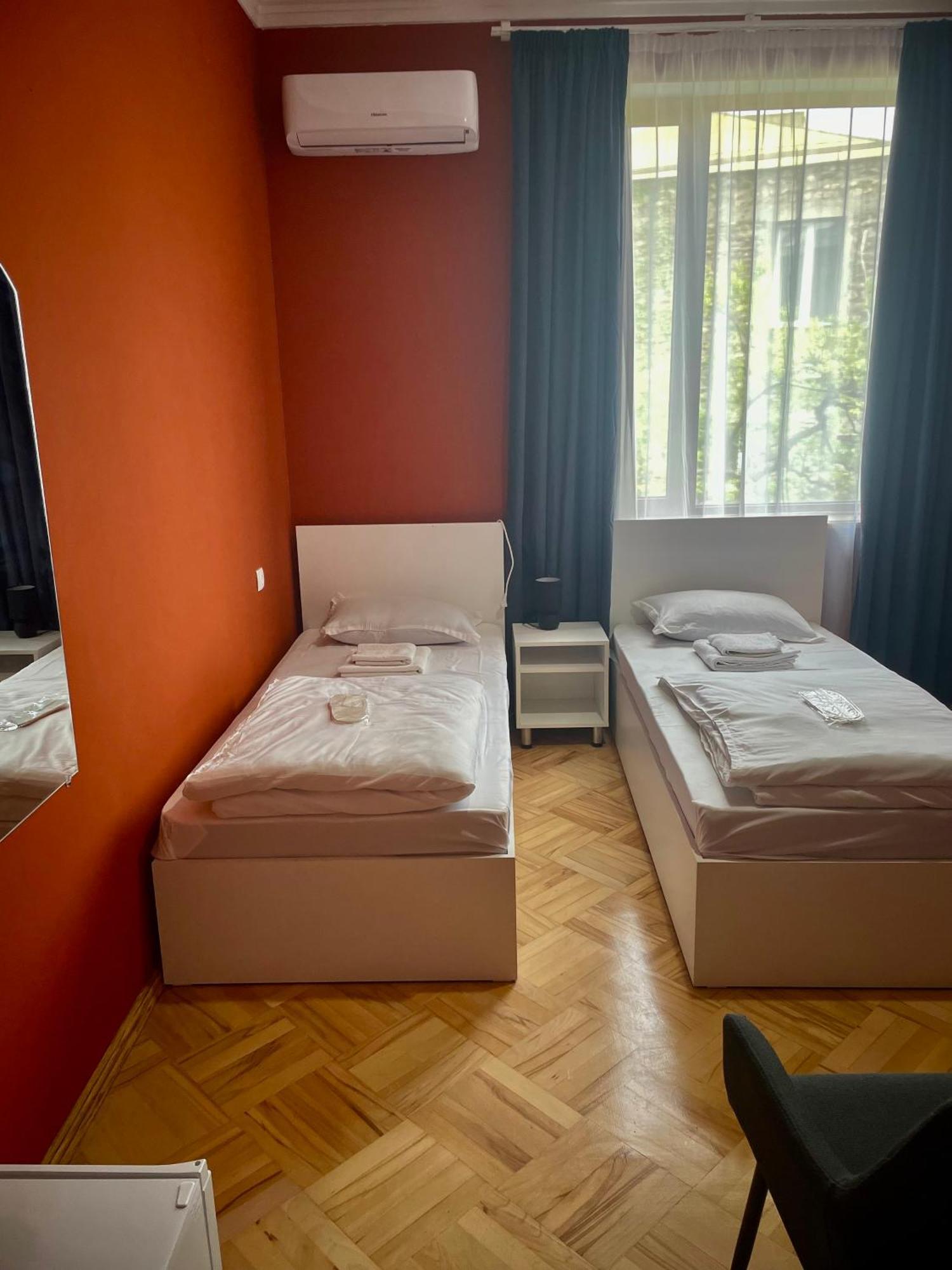 Guest House Top Floor Телаві Номер фото